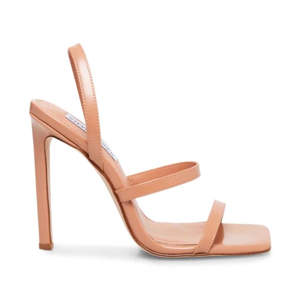 Steve Madden Grade Heels in Blush Patent Leather